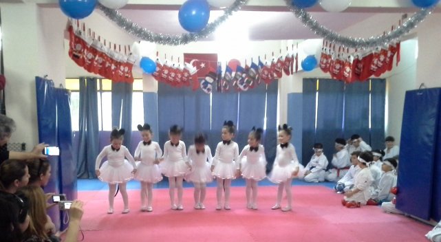 KARŞIYAKA, SPOR KULÜBÜ-ATAKENT BOSTANLI MAVİŞEHİR-KARATE VE BALE JİMNASTİK