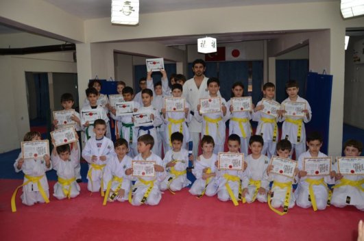 KARŞIYAKA, SPOR KULÜBÜ-ATAKENT BOSTANLI MAVİŞEHİR-KARATE VE BALE JİMNASTİK