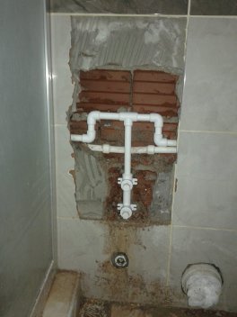 BORNOVA,ÇAMDİBİ,ALTINDAĞ SIHHİ TESİSAT,SU KAÇAK TESPİT,TIKANIKLIK  AÇMA,PETEK TEMİZLEME