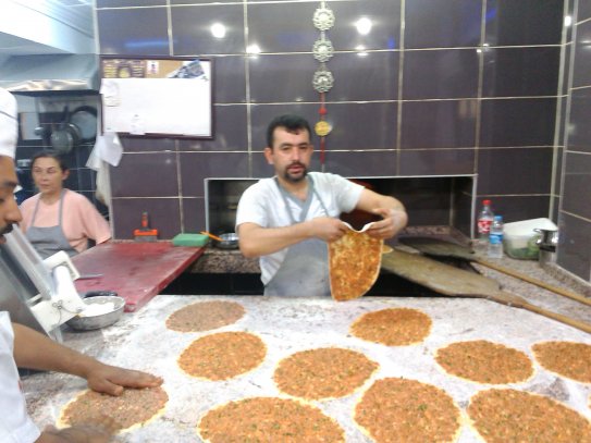 HIZIR PİDE,BORNOVADA PİDECİ,BORNOVA PAKET PİDE,BORNOVADA ÇORBACI,BORNOVADA PİZZA ,KEBAP