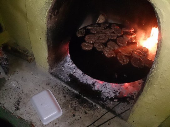 İZMİRDE BÜRYAN KEBABI, İZMİRDE KUYU TANDIR, KARŞIYAKA PİDE LAHMACUN