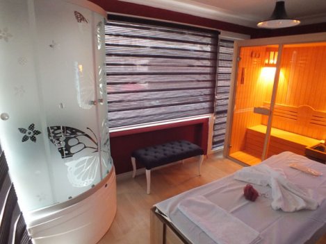 FLORYA SPA, ALSANCAKTA MASAJ SAUNA HAMAM, JAKUZİ KESE KÖPÜK HİZMETİ