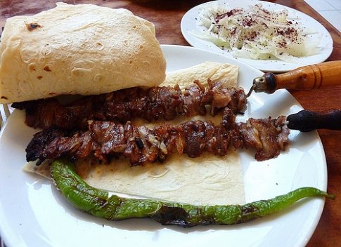 KONAKTA CAĞ KEBAP, İZMİR ÇANKAYADA CAĞ KEBAP, GÜMRÜK CAĞ KEBABI