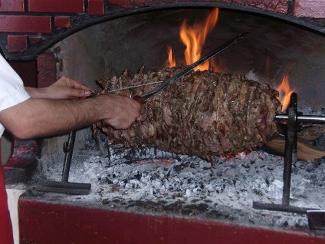 KONAKTA CAĞ KEBAP, İZMİR ÇANKAYADA CAĞ KEBAP, GÜMRÜK CAĞ KEBABI