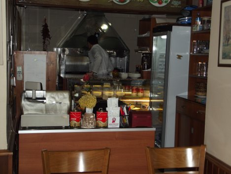 KONAKTA KÖFTECİ, KONAKTA MEŞHUR KÖFTECİ