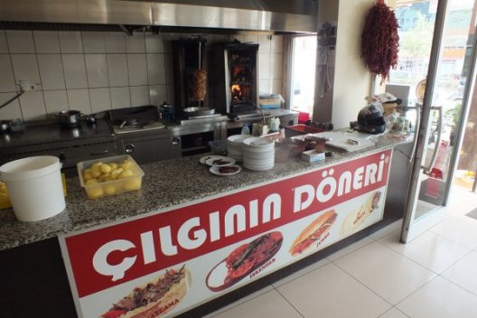 DÖNERCİ,KARŞIYAKA SERİN KUYU ET DÖNER,DÖNERCİ,PAKET DÖNER,ŞEMİKLER DÖNERCİ