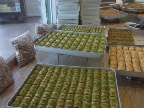 İZMİR BAKLAVA, ÇIRÇIROĞLU GAZİANTEP BAKLAVALARI ,GAZİANTEP BAKLAVA NERDE YENİR