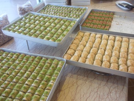 İZMİR BAKLAVA, ÇIRÇIROĞLU GAZİANTEP BAKLAVALARI ,GAZİANTEP BAKLAVA NERDE YENİR